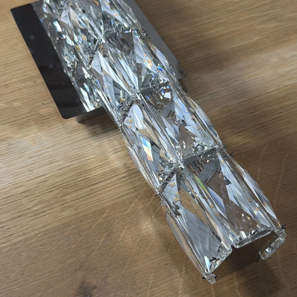 NIB Patriot Lighting 24